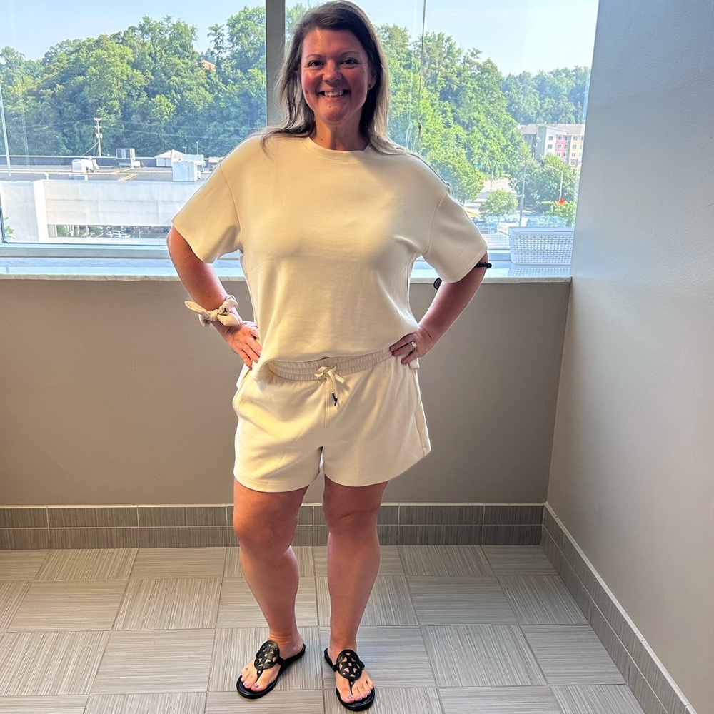 Meet your Posher, Desiree